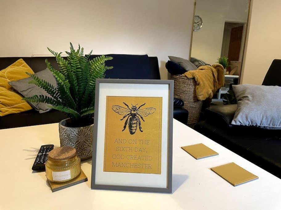 Whole House - Fast Wifi & Free Parking - Contractor Friendly By Irwell Stays Manchester Exterior photo